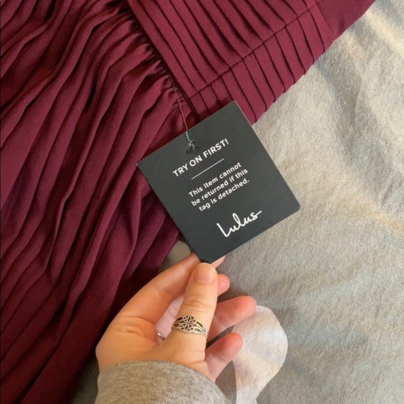 Burgundy Spaghetti Strap Midi Dress - Picture 2 of 5